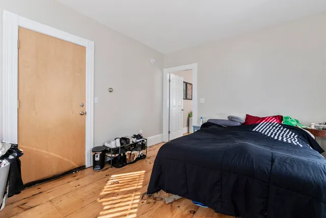 $1,250,000 | 10-12 Pine Street, Kittery, ME 03904