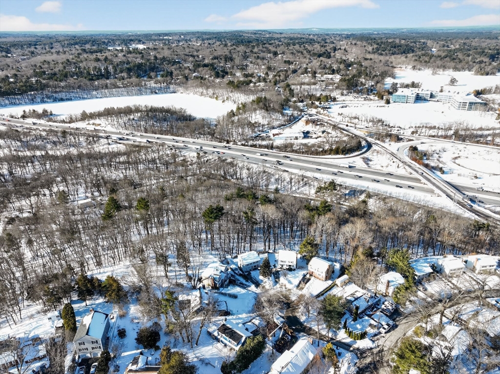 15 Flagg Circle Waltham, MA 02453 - Photo 12 of 37