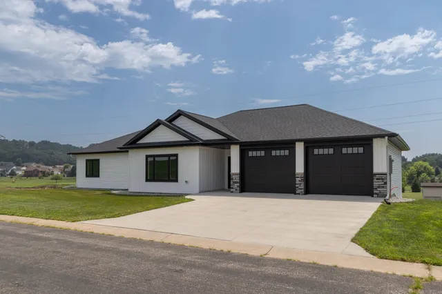 $645,000 | 416 Brubaker Drive, St. Charles, MN 55972