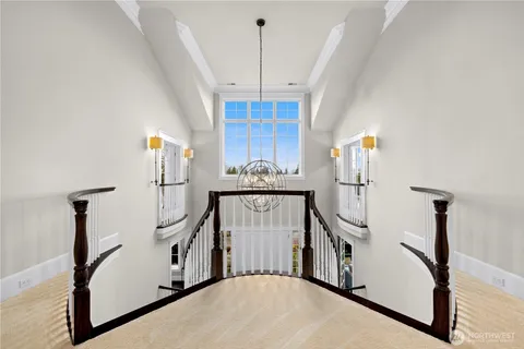 $3,750,000 | 5726 251st Court Northeast, Redmond, WA 98053