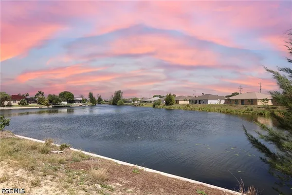 $175,000 | 1118 Southwest 31st Terrace, Cape Coral, FL 33914