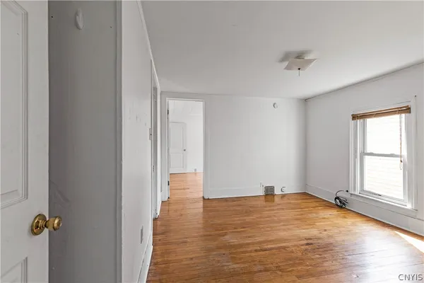 $174,900 | 170 West 8th Street, Oswego, NY 13126