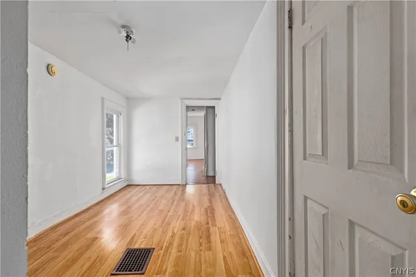 $174,900 | 170 West 8th Street, Oswego, NY 13126