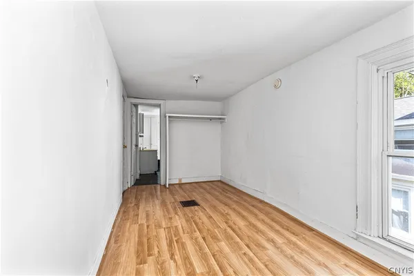 $174,900 | 170 West 8th Street, Oswego, NY 13126