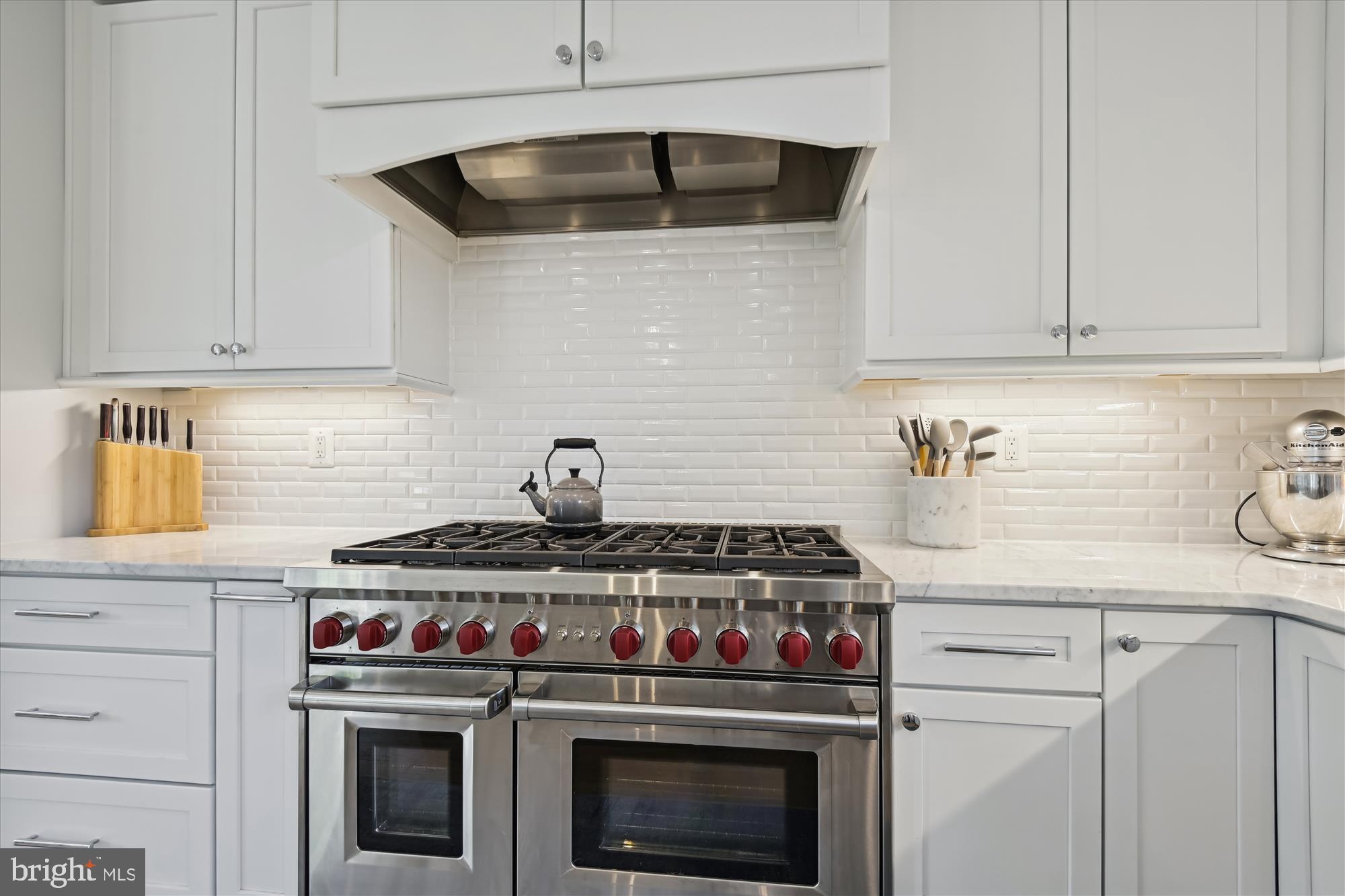 6401 Murray Hill Road Baltimore, MD 21212 - Photo 21 of 69 Kitchen