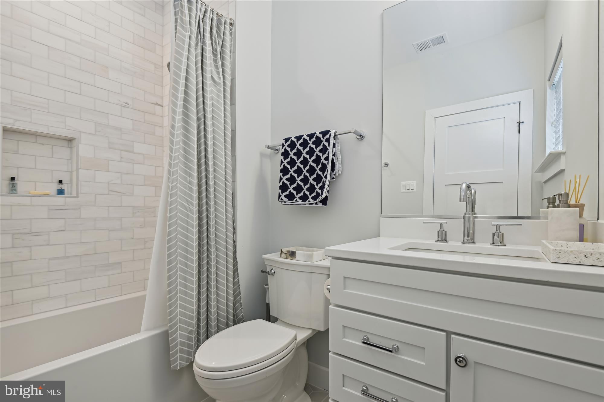 6401 Murray Hill Road Baltimore, MD 21212 - Photo 36 of 69 Bedroom 2 Bath