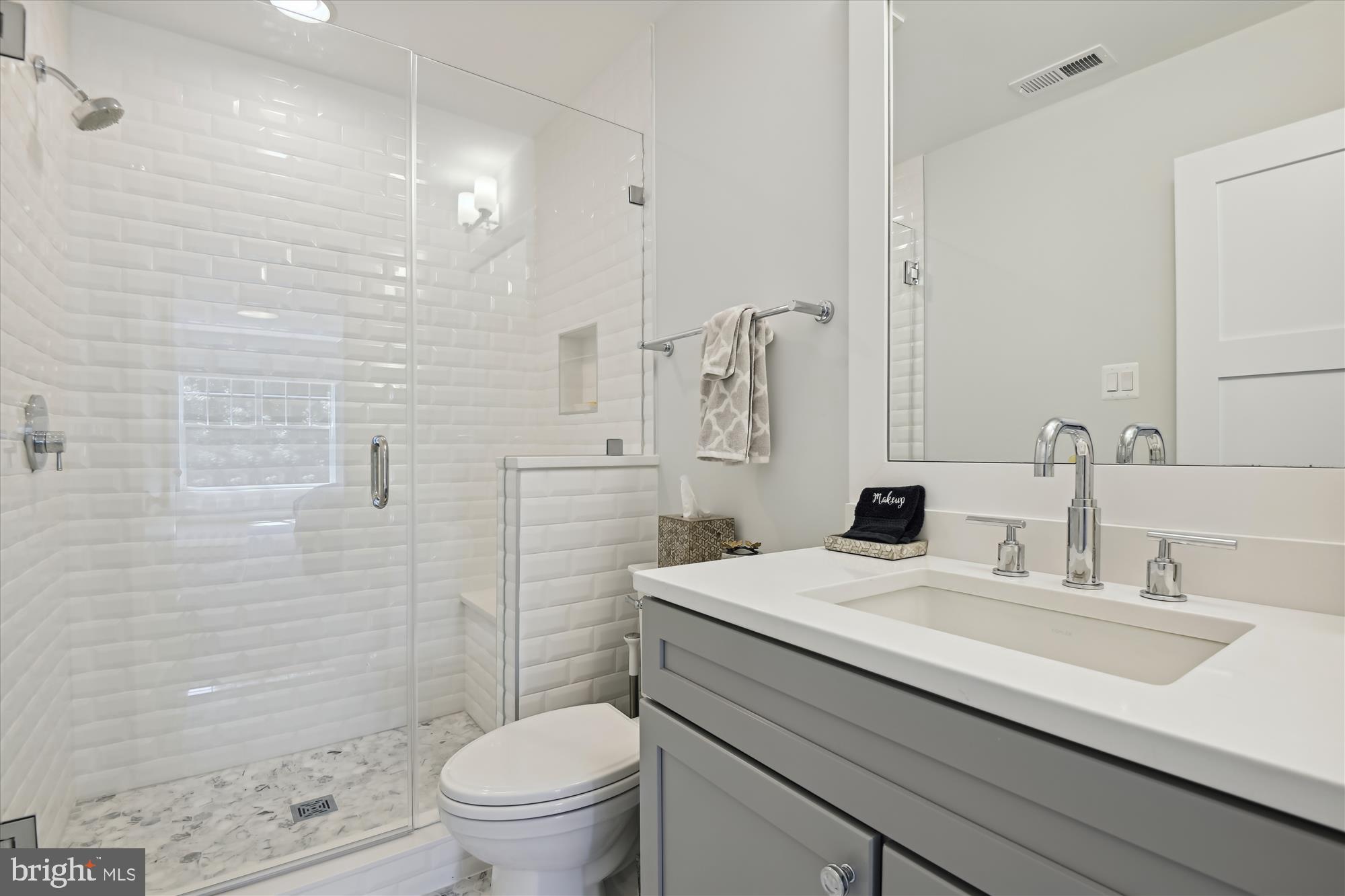 6401 Murray Hill Road Baltimore, MD 21212 - Photo 41 of 69 Bedroom 4 Bath