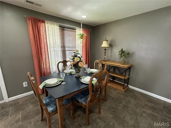 $289,900 | 2243 Sherwood Drive, Cape Girardeau, MO 63701