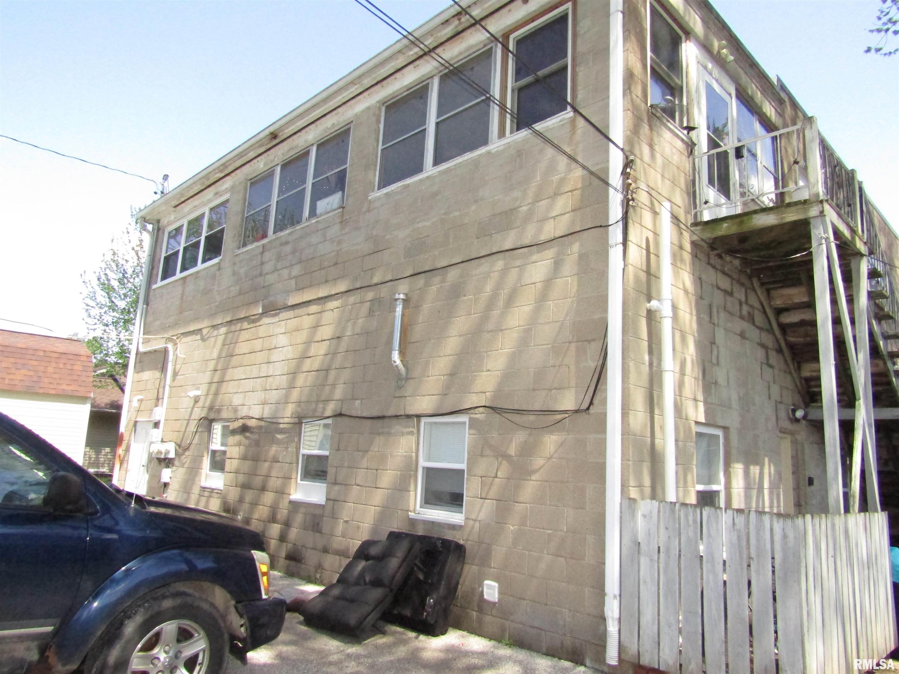 1320 North Main Street Canton, IL 61520 - Photo 5 of 57