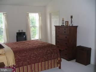41 Windingbrook Road Bordentown, NJ 08505 - Photo 5 of 6 Gallery Image 5