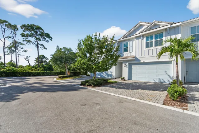 $435,000 | 205 Preserve Trail South, Unit 602, Stuart, FL 34994