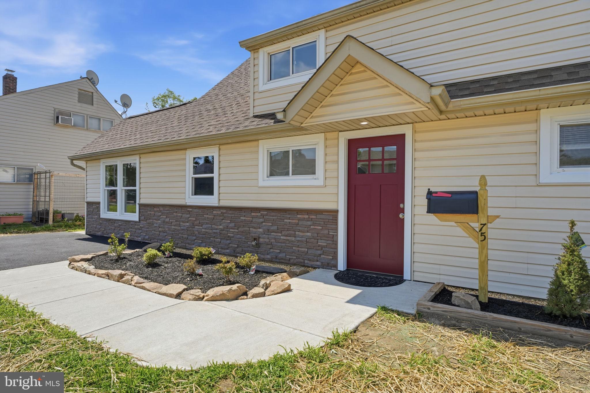 75 Ivy Hill Road Levittown, PA 19057 - Photo 2 of 42
