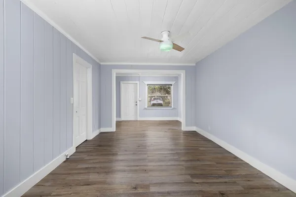 $1,800 | 840 Almeria Road, Unit 2, West Palm Beach, FL 33405