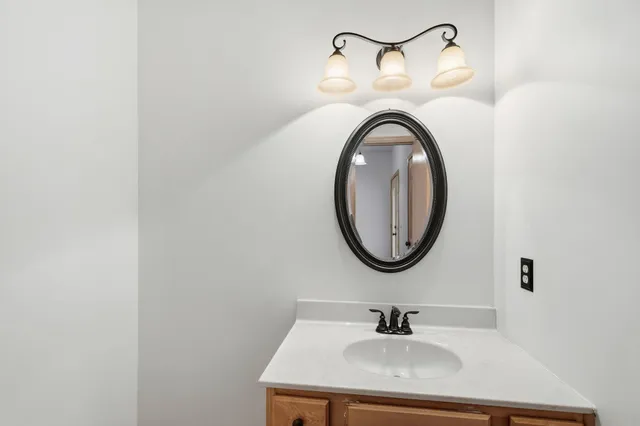 $199,900 | 404 Archibald Lane, Dundas, MN 55019