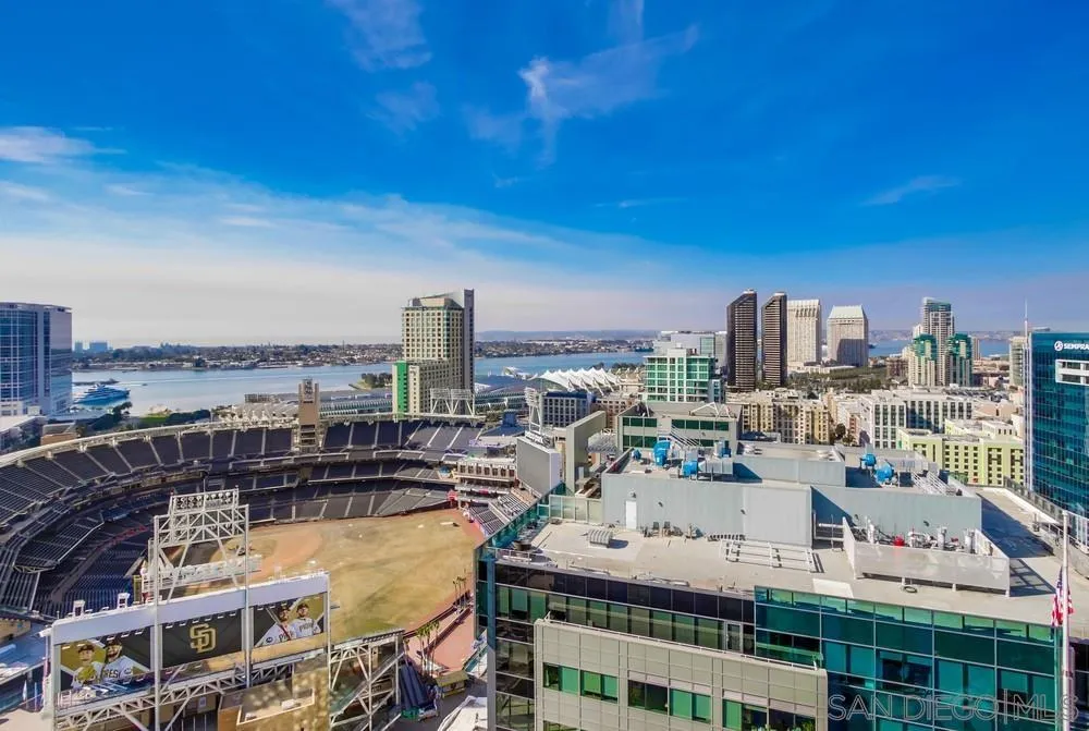 321 Tenth Avenue, Unit 903 San Diego, CA 92101 - Photo 44 of 55 a picture of city view