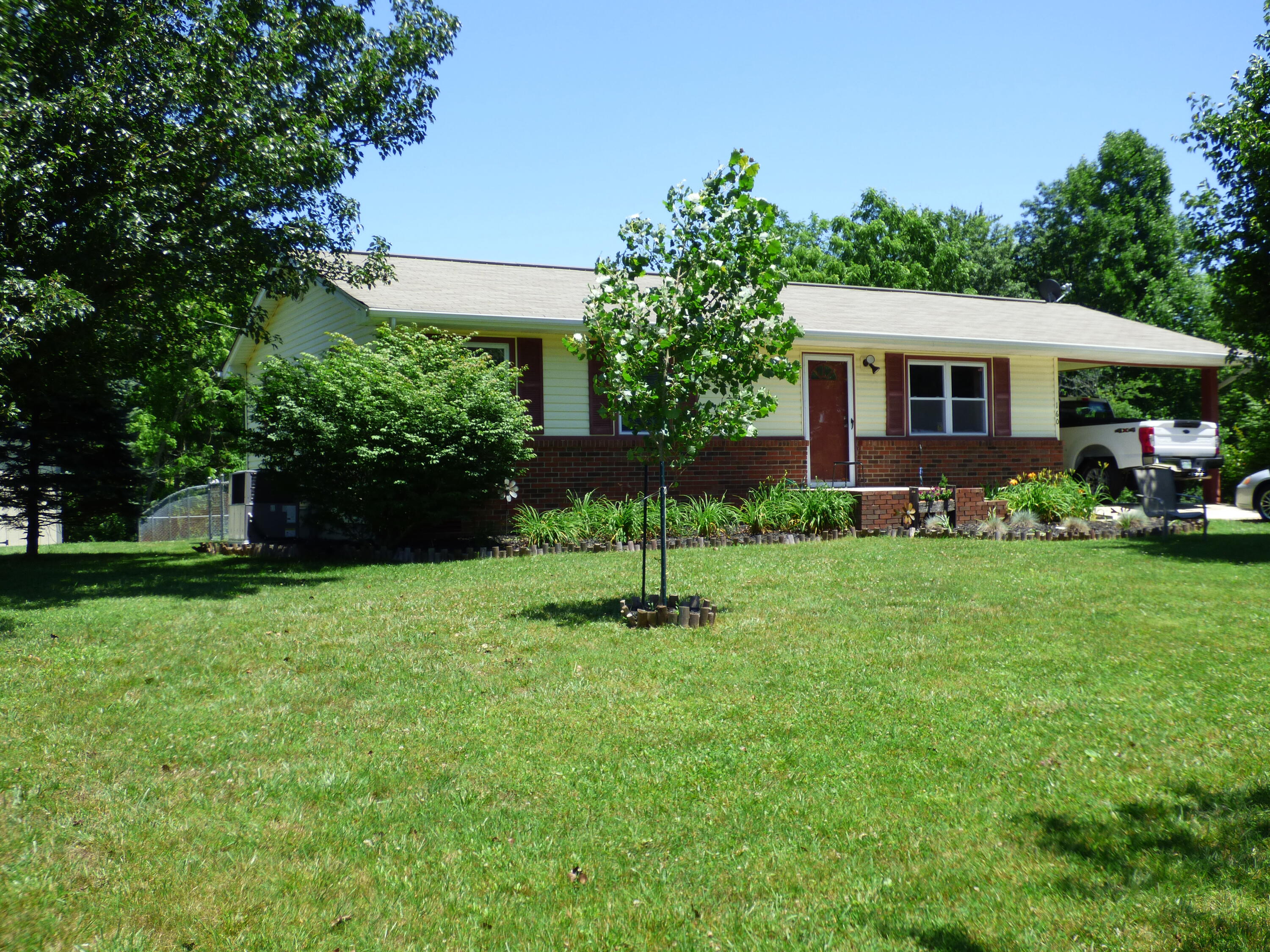 160 Drew Howard Road Crossville, TN 38558 - Photo 2 of 27 P1040837