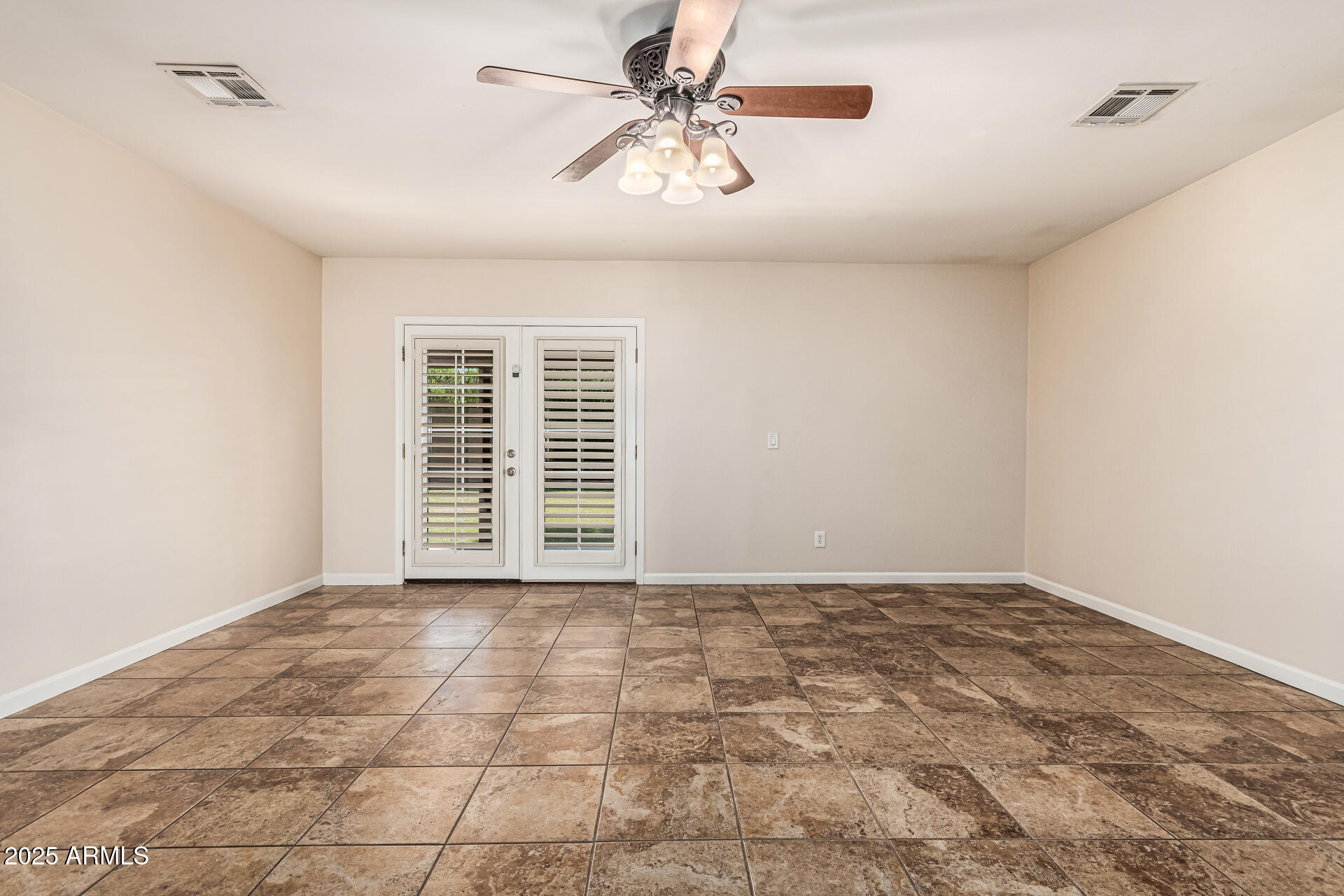 2807 North 8th Avenue Phoenix, AZ 85007 - Photo 9 of 42 14 8th