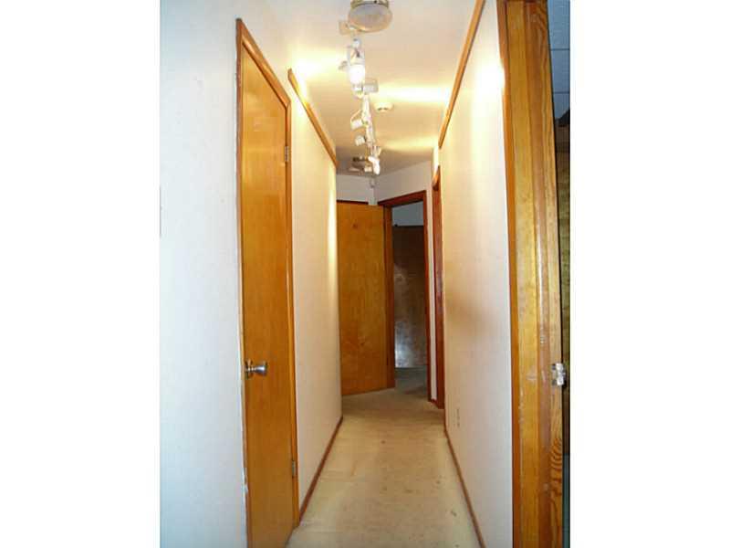 6650 Landview Road Pittsburgh, PA 15217 - Photo 22 of 24 Interior Space/Layout.