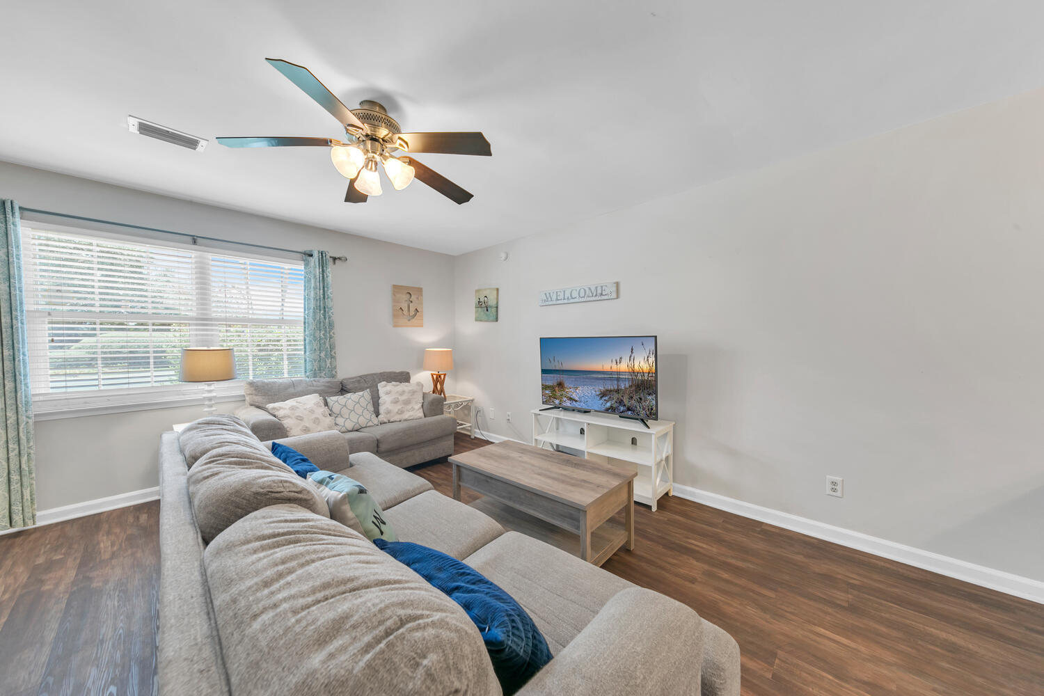 241 Ellis Road, Unit 31 Miramar Beach, FL 32550 - Photo 6 of 30 a living room with furniture and a window