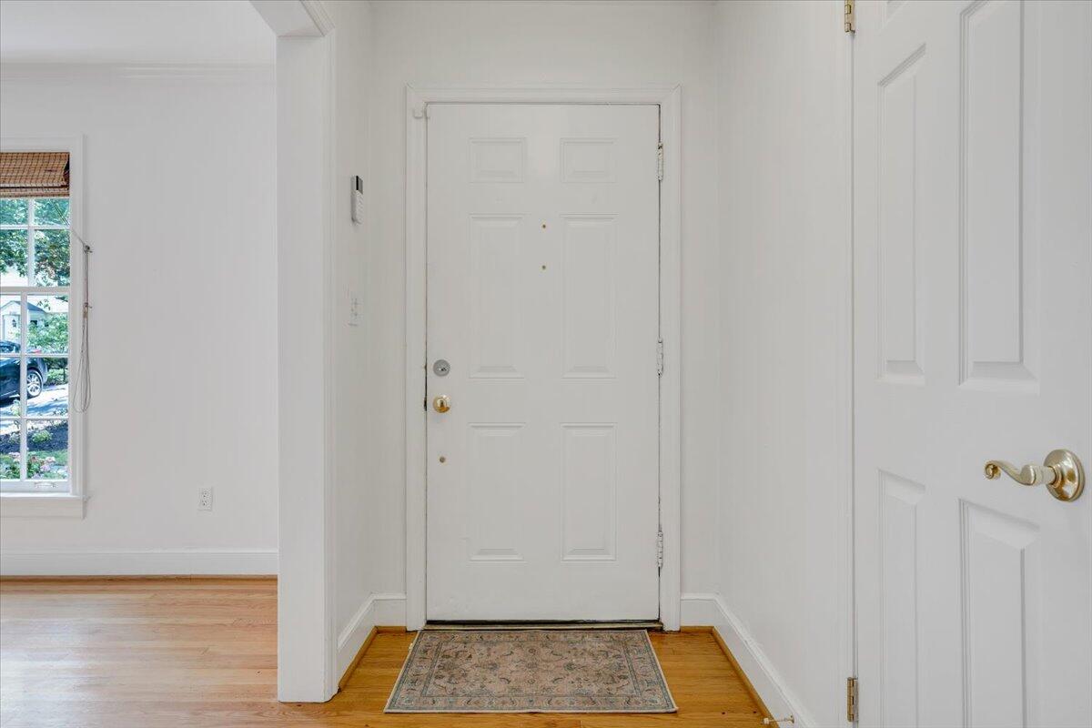3135 West Ridge Road Southwest Roanoke, VA 24014 - Photo 2 of 50 a view of walk in closet with window