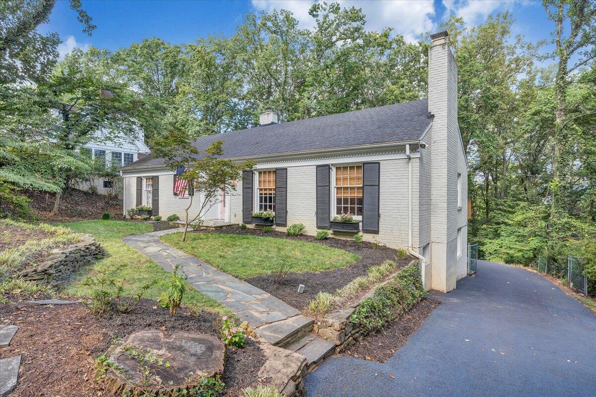 3135 West Ridge Road Southwest Roanoke, VA 24014 - Photo 43 of 50 a view of a house with yard and a tree