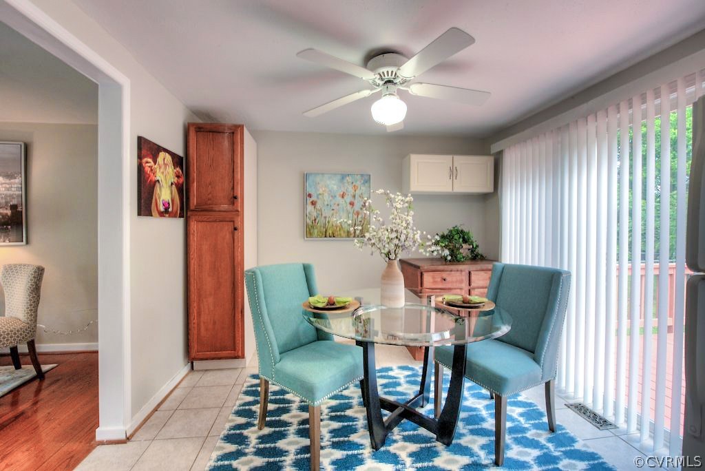 9304 Howze Road Glen Allen, VA 23060 - Photo 8 of 22 Sunny Dinette