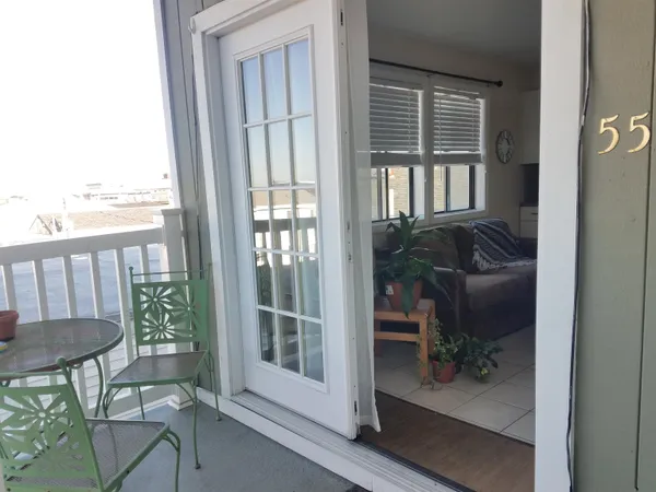 $299,000 | 12 G Street, Hampton, NH 03842