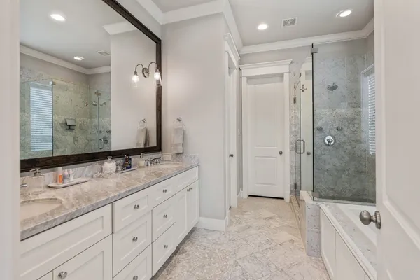$825,000 | 924 Aurora Street, Houston, TX 77009