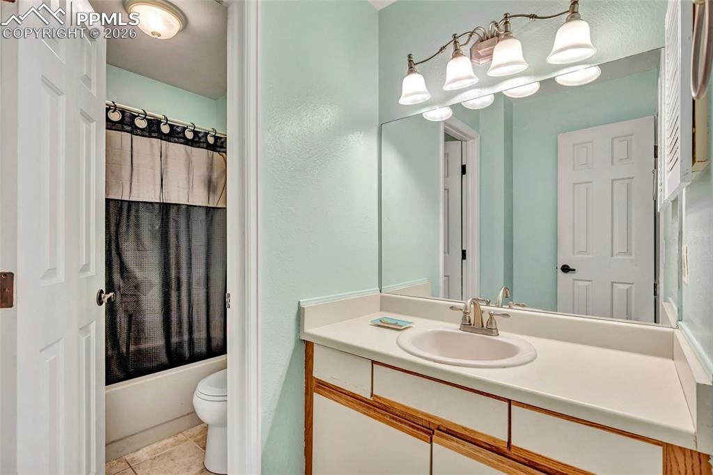 846 Tenderfoot Hill Road, Unit 102 Colorado Springs, CO 80906 - Photo 14 of 15