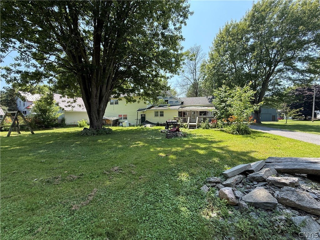 352 Real Street Cape Vincent, NY 13618 - Photo 5 of 42
