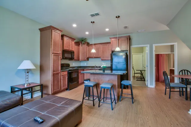 $1,280,000 | 2003 Bloomington Avenue, Unit 8 BUILDING, Tallahassee, FL 32304