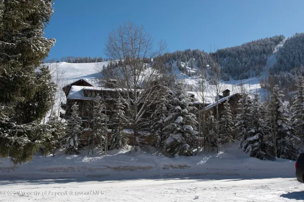 $14,000 | 1501 Maroon Creek Road, Unit 5, Aspen, CO 81611