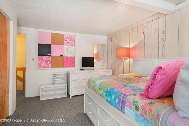 $14,000 | 1501 Maroon Creek Road, Unit 5, Aspen, CO 81611