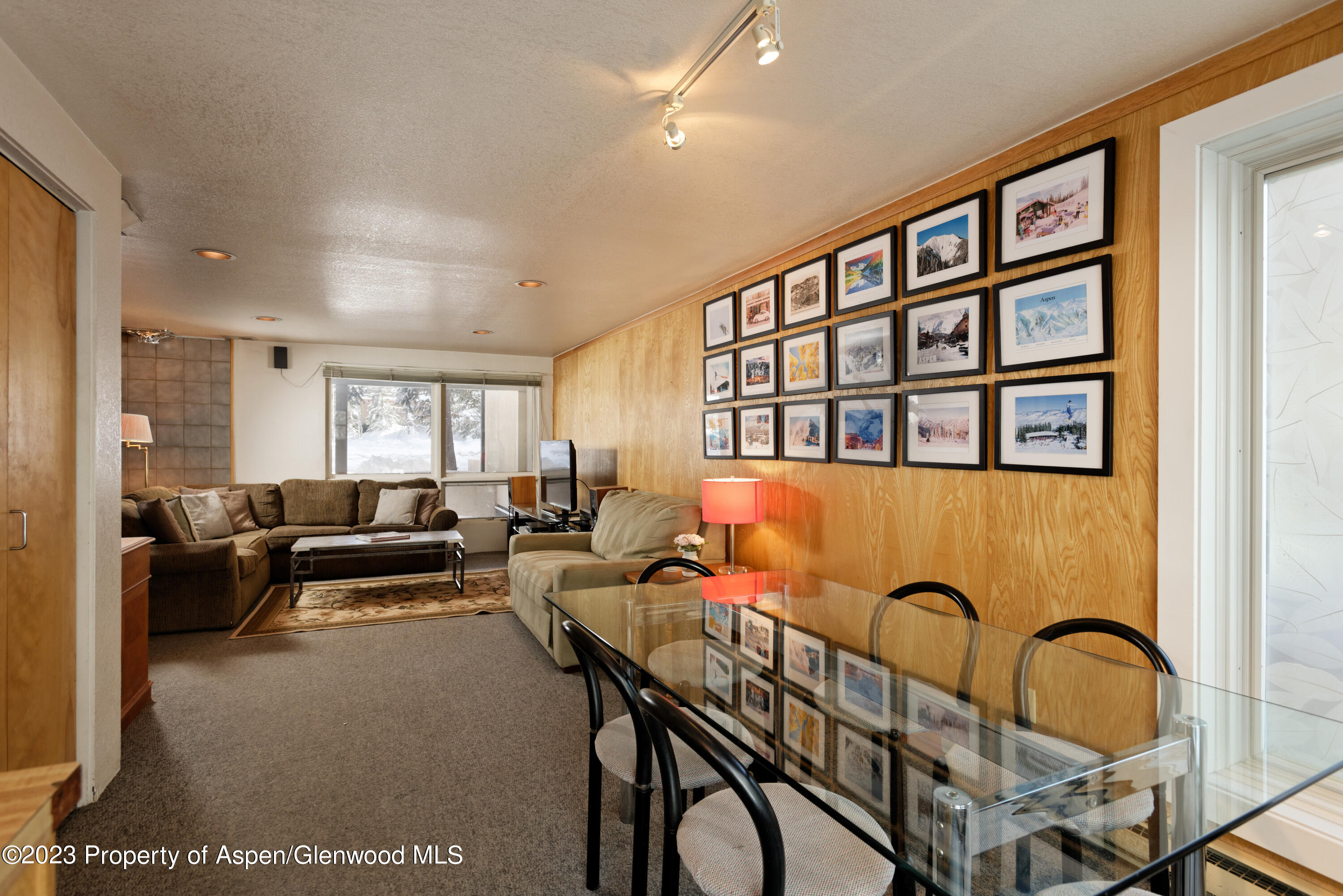 1501 Maroon Creek Road, Unit 5 Aspen, CO 81611 - Photo 8 of 22 1501 Maroon Creek #5