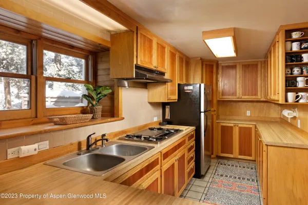 $14,000 | 1501 Maroon Creek Road, Unit 5, Aspen, CO 81611