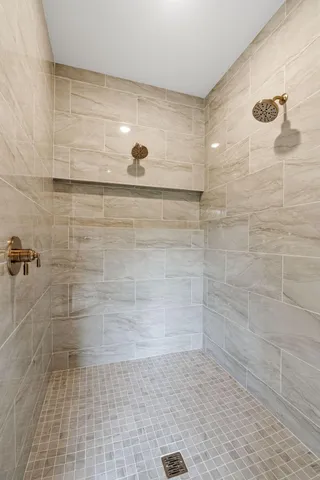 $2,199,900 | 6013 Concord Avenue, Edina, MN 55424