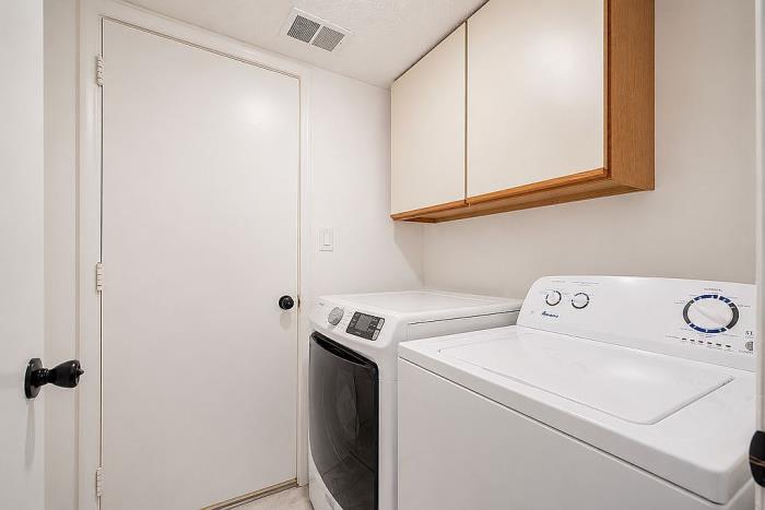 77 Westgate Drive Edison, NJ 08899 - Photo 10 of 23