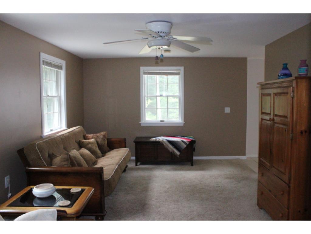 5 Travis Road Nashua, NH 03063 - Photo 15 of 36 Gallery Image 15