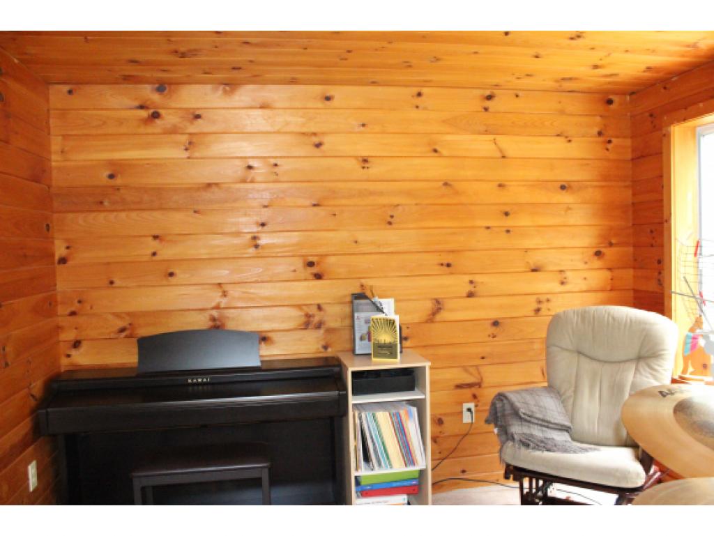 5 Travis Road Nashua, NH 03063 - Photo 17 of 36 Gallery Image 17