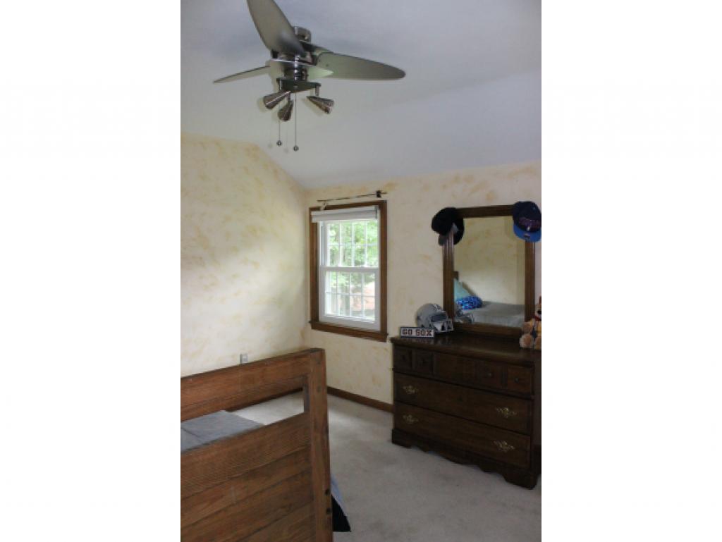 5 Travis Road Nashua, NH 03063 - Photo 21 of 36 Gallery Image 21