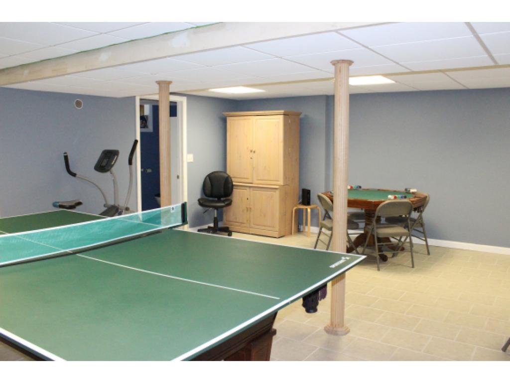 5 Travis Road Nashua, NH 03063 - Photo 29 of 36 Gallery Image 29