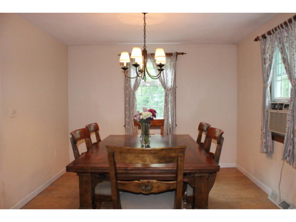 5 Travis Road Nashua, NH 03063 - Photo 7 of 36 Gallery Image 7