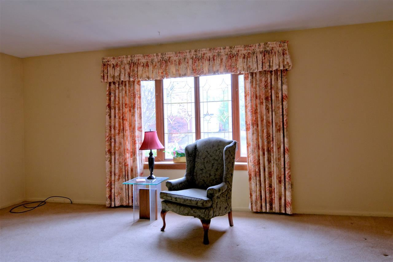 39 Sparrowbush Road Colonie, NY 12110 - Photo 9 of 25 Photo 9