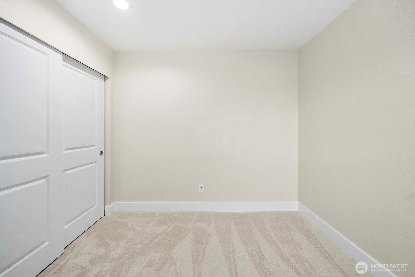 4125 South 220th Place, Unit 26 Kent, WA 98032 - Photo 23 of 39 a view of an empty room