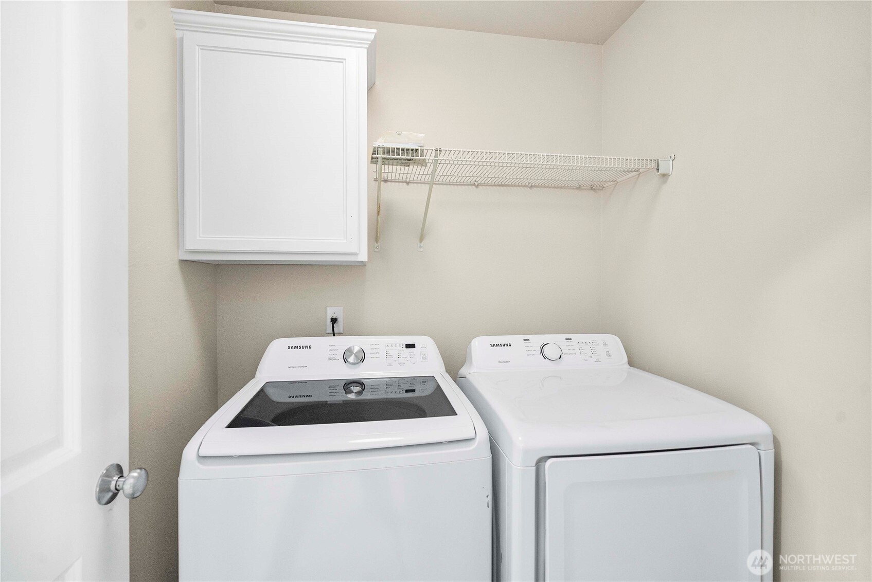 4125 South 220th Place, Unit 26 Kent, WA 98032 - Photo 25 of 39 a utility room with dryer and washer