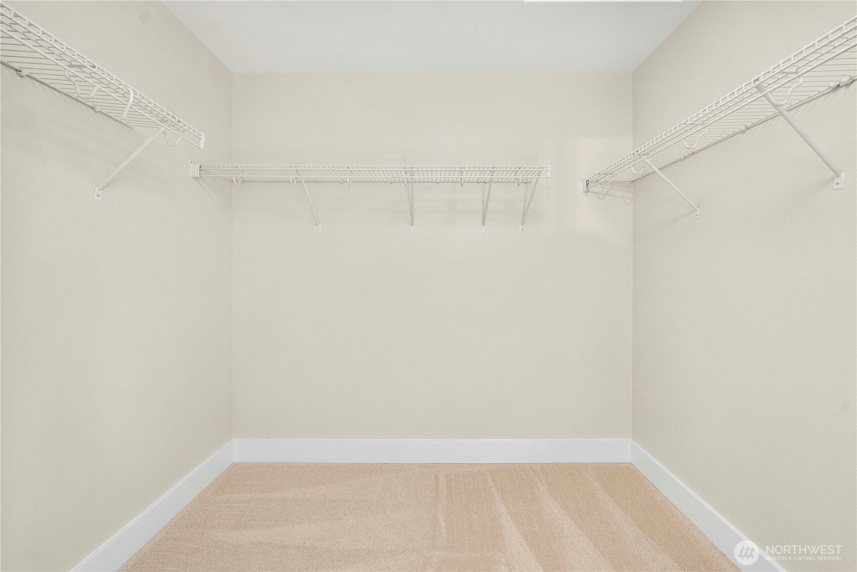 4125 South 220th Place, Unit 26 Kent, WA 98032 - Photo 32 of 39 a view of a small space