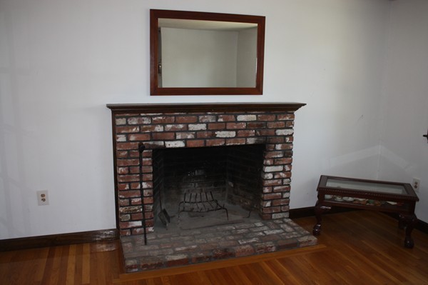 9 Liberty Road Marshfield, MA 02050 - Photo 5 of 21 Gallery Image 5