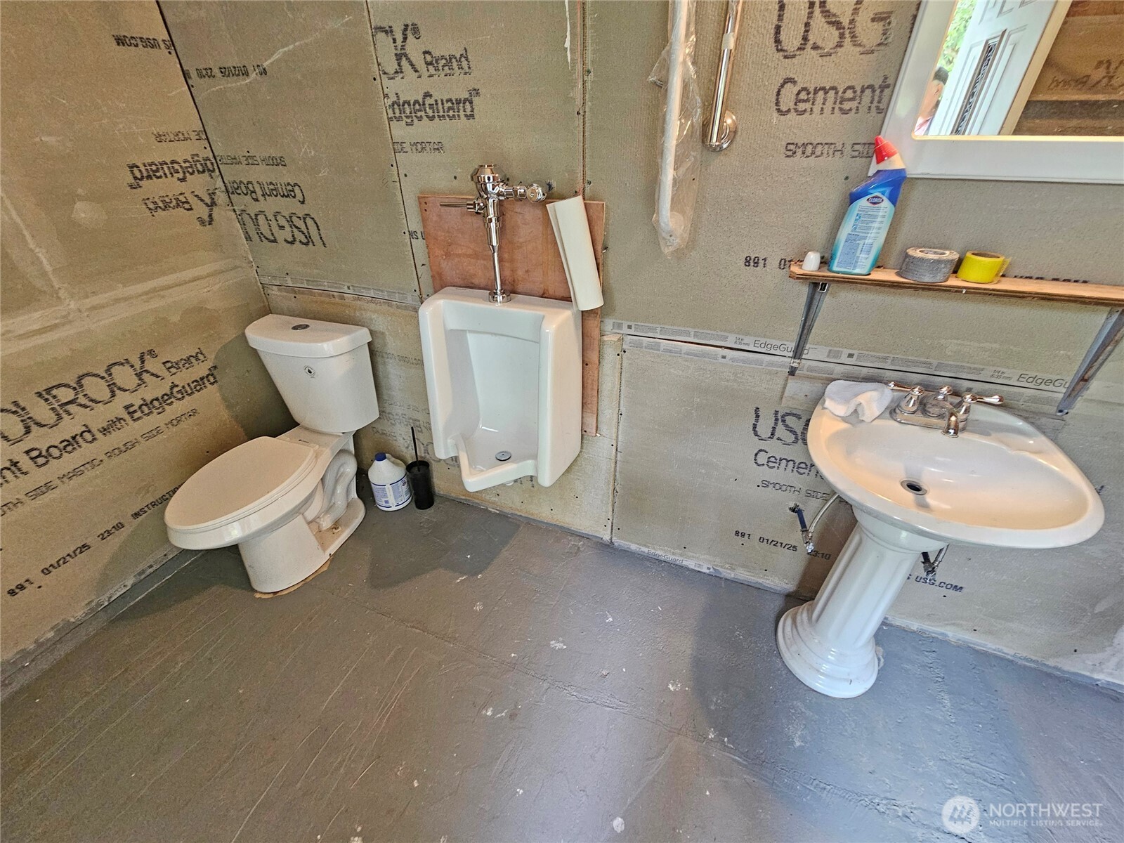 113 Leroy Road Randle, WA 98377 - Photo 16 of 39