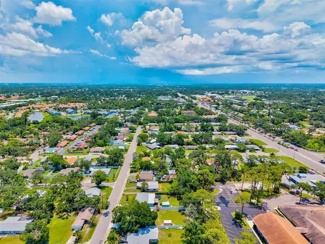 $479,900 | 2432 Aspinwall Street, Sarasota, FL 34237