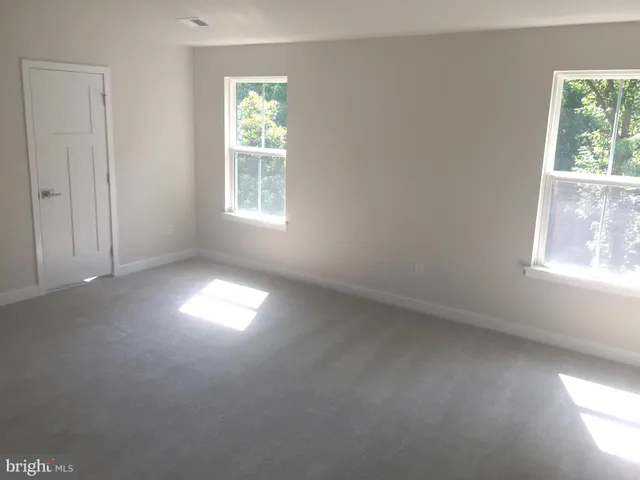 $3,300 | 735 Stonehouse Way, Hockessin, DE 19707